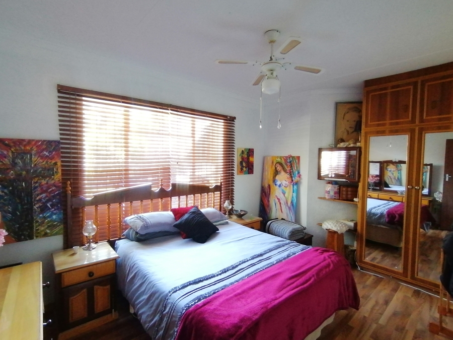 3 Bedroom Property for Sale in Flimieda North West